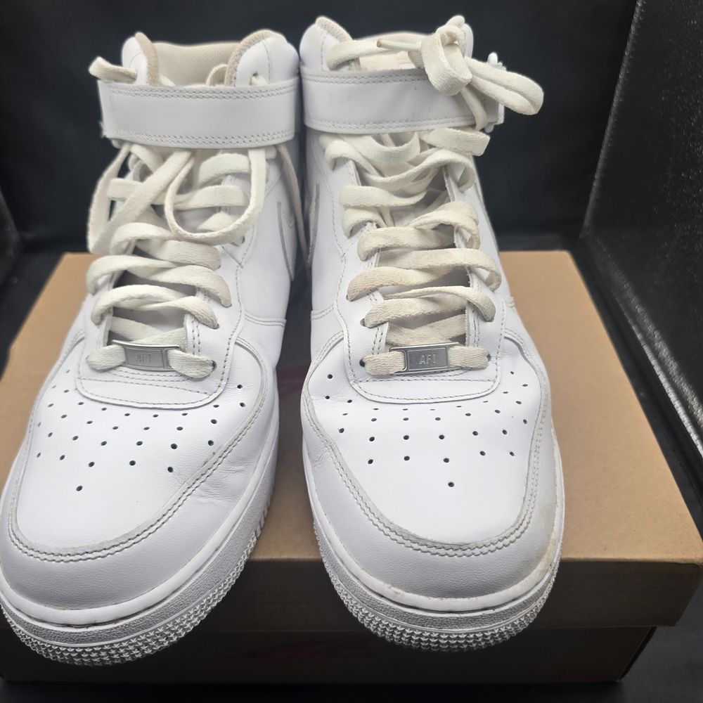 Nike White High-Top Athletic Sneakers with‎ Strap